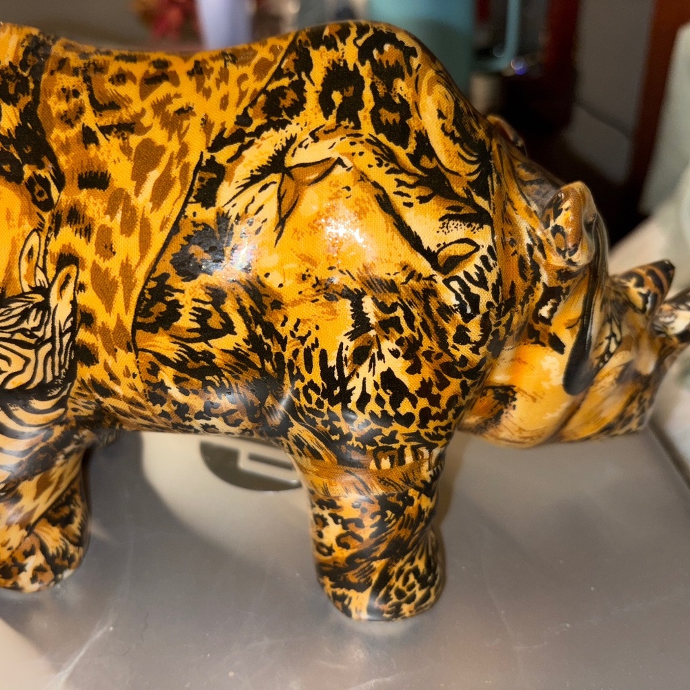 Ceramic Rhino figurine/ statue 9 x 5